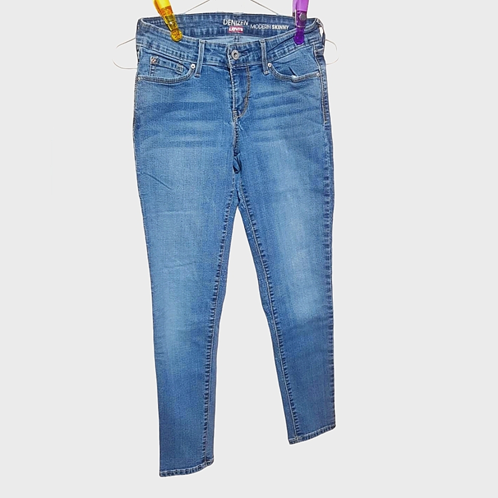 Levi's Modern Skinny Jeans
